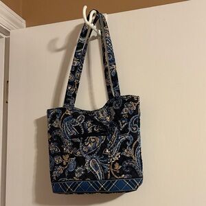 Blue and Black Paisley Tote Bag Vera Bradley immaculate home clean inside out